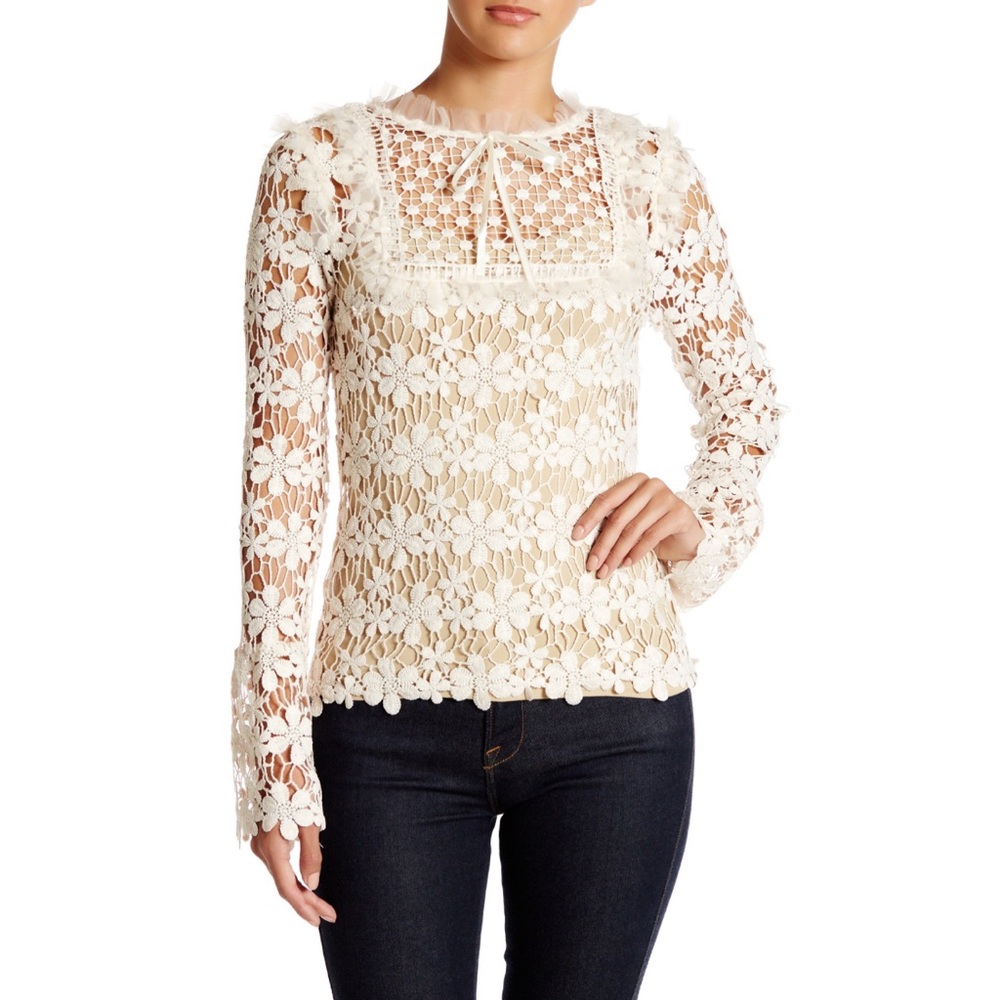 NWOT Romeo & Juliet Couture- Lace Blouse